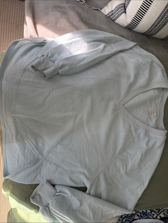 Lucky Brand Sweaters - Lucky Brand women’s light blue v neck sweater